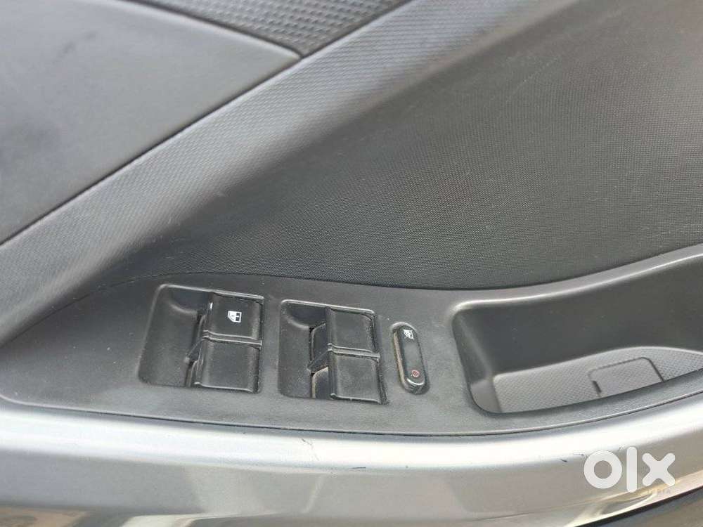Tata Nexon 1.5 Revotorq Xm (s), 2021, Diesel
