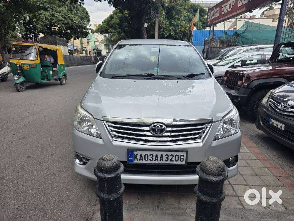 Toyota Innova 2.5 G (diesel) 7 Seater, 2012, Diesel