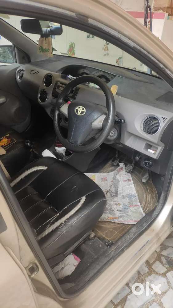 Toyota Etios 2011 Petrol Well Maintained