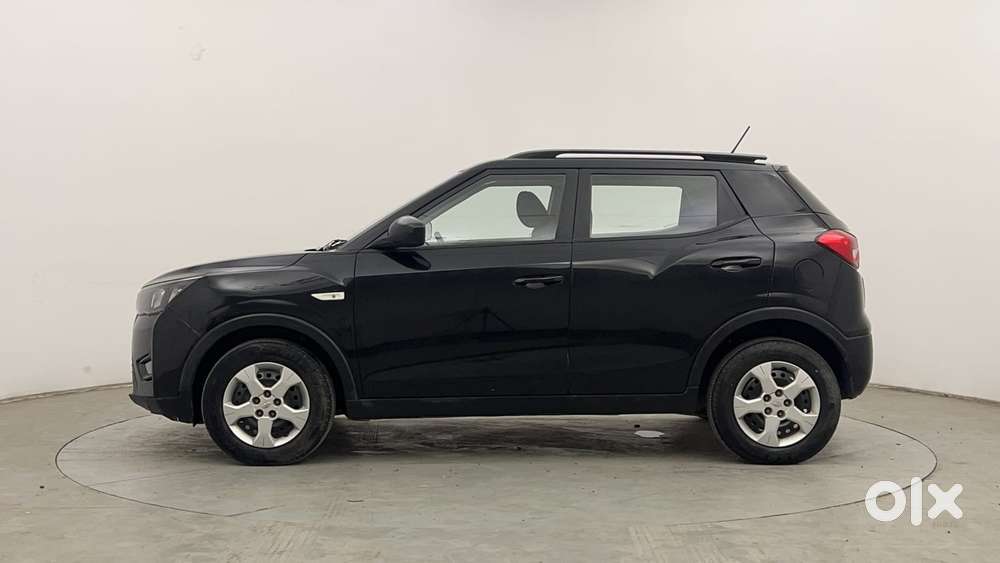 Mahindra Xuv300 W6, 2022, Petrol