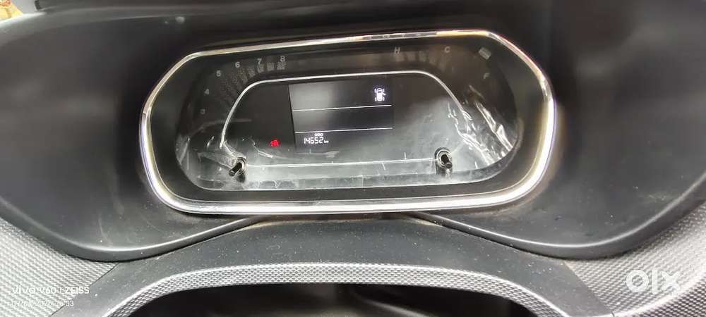 Tata Nexon Pure 2025