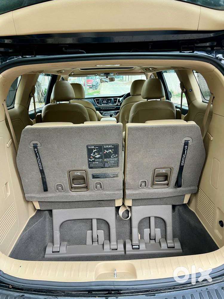 Kia Carnival Prestige, 2021, Diesel