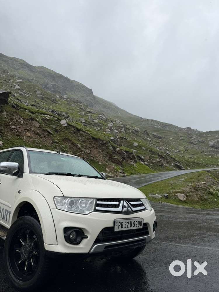 Mitsubishi Pajero Sport 2016