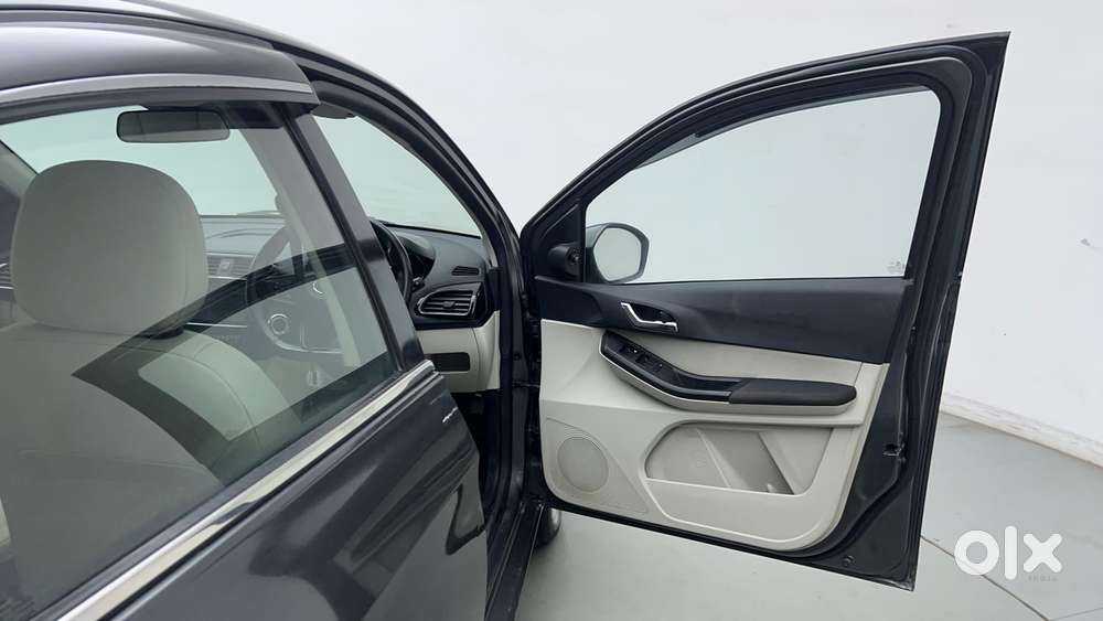 Tata Tigor 1.2 Revotron Xz Plus Leatherette, 2023, Petrol