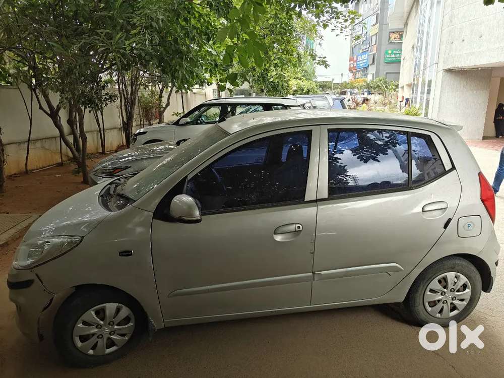 Hyundai I10 Sportz 2012 Petrol