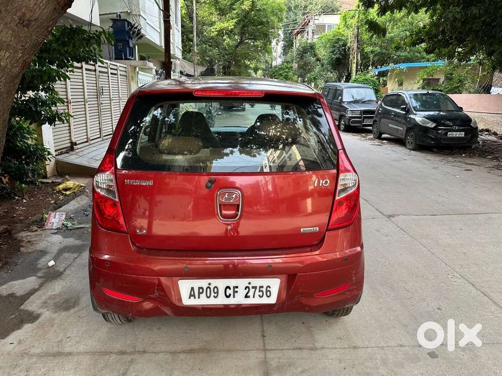Hyundai I10 Sportz 2011