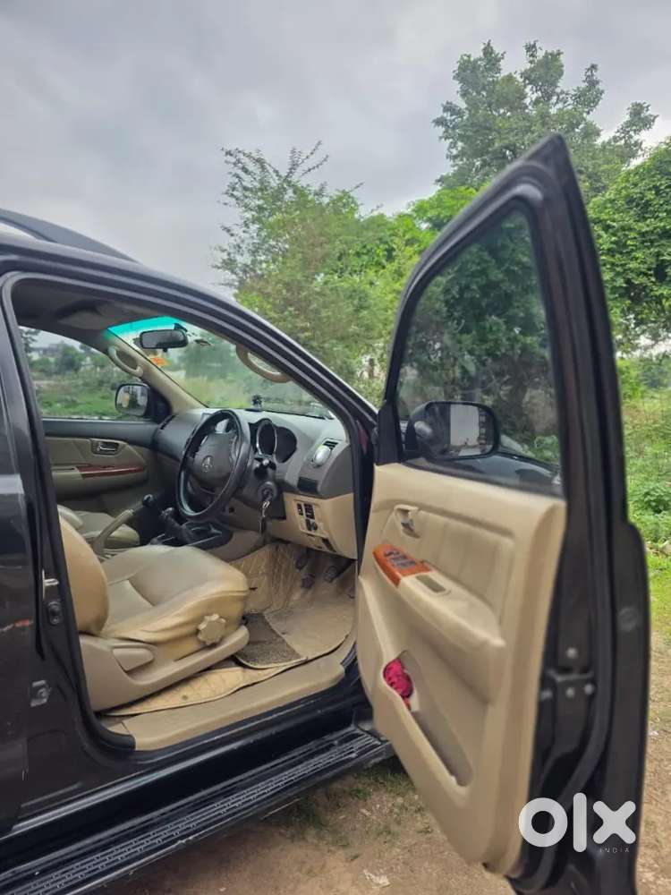 Toyota Fortuner 2009 Diesel Black Beast Good Condition