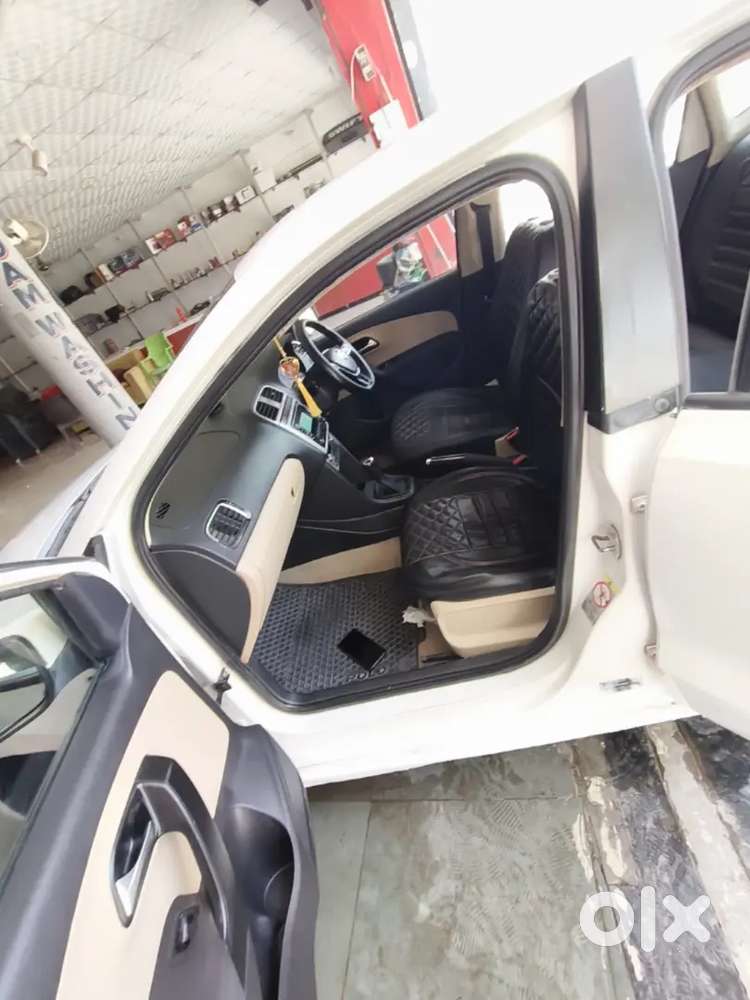 Volkswagen Polo 2015 Cng & Hybrids 98000 Km Driven