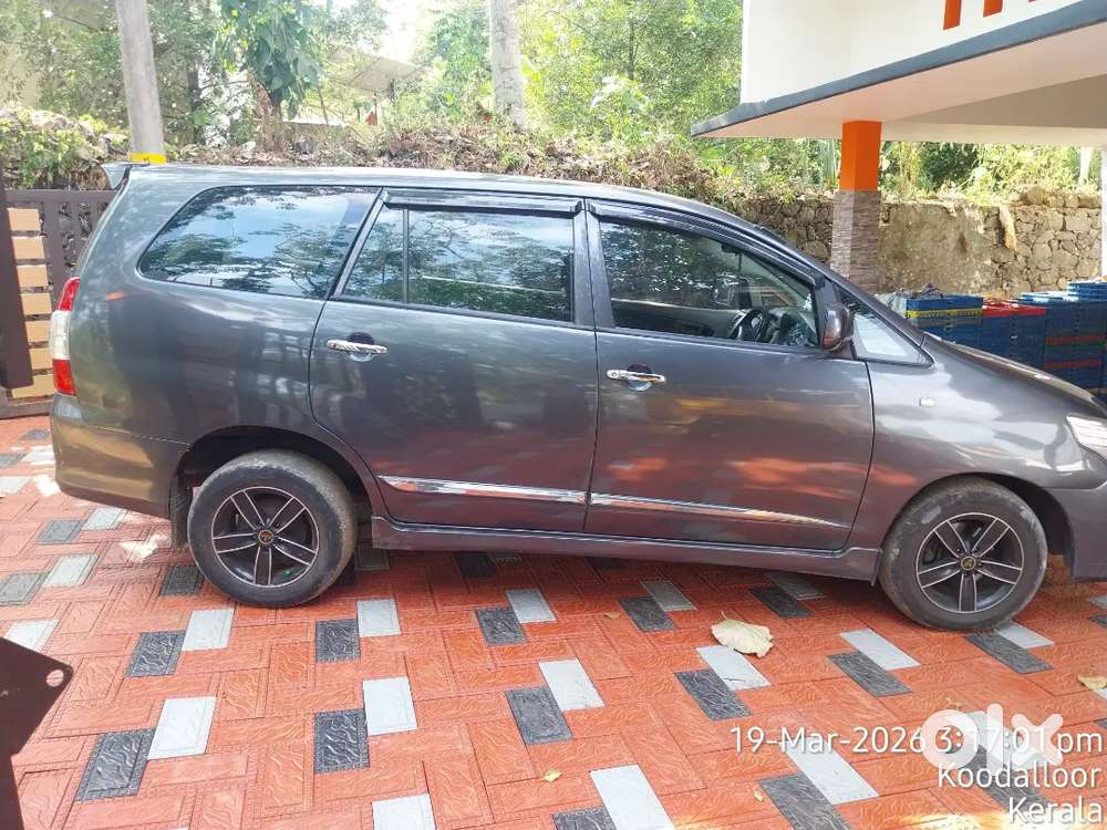 Toyota Innova 2016 Diesel Well Maintained