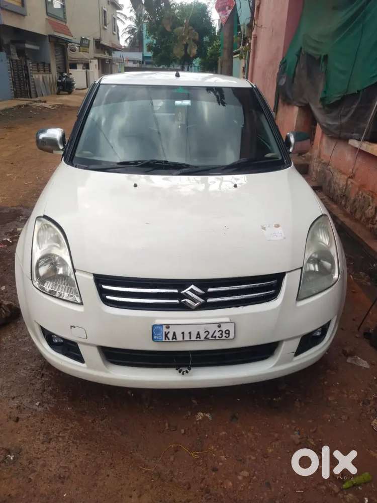 Maruti Suzuki Swift Dzire 2011