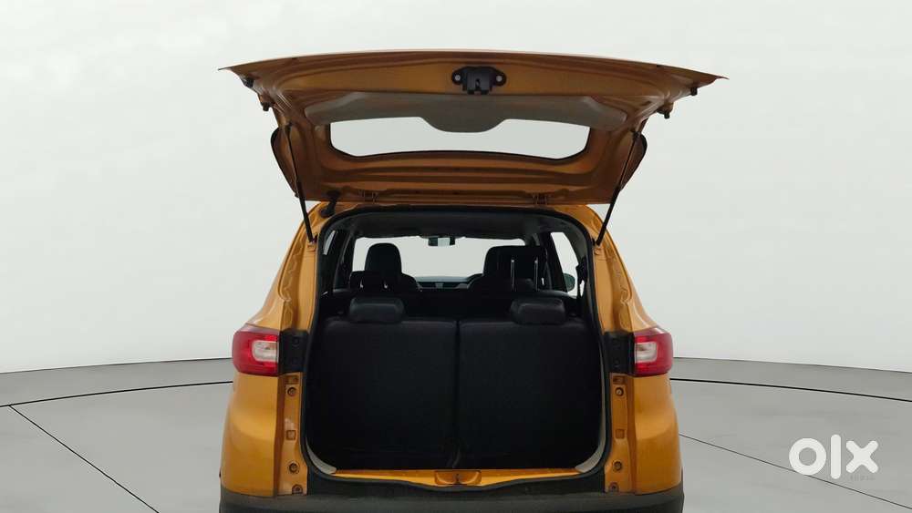 Renault Triber Rxt, 2019, Petrol