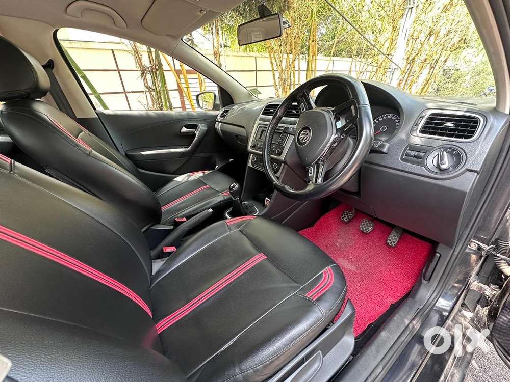 Single Owner Well Mainted Volkswagen Crosspolo Car Manual 2015