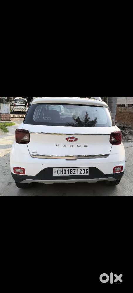 Hyundai Venue 1.4 Crdi  Diesel 2019 December (23-26kmpl) Highway