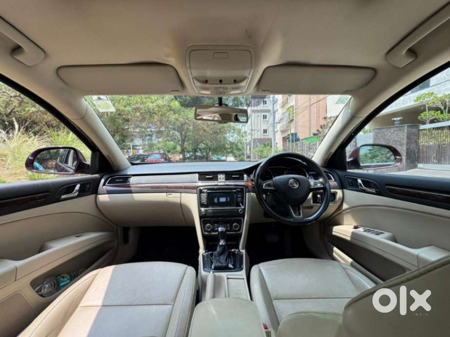 Skoda Superb 1.8 Elegance Tsi At, 2015, Petrol