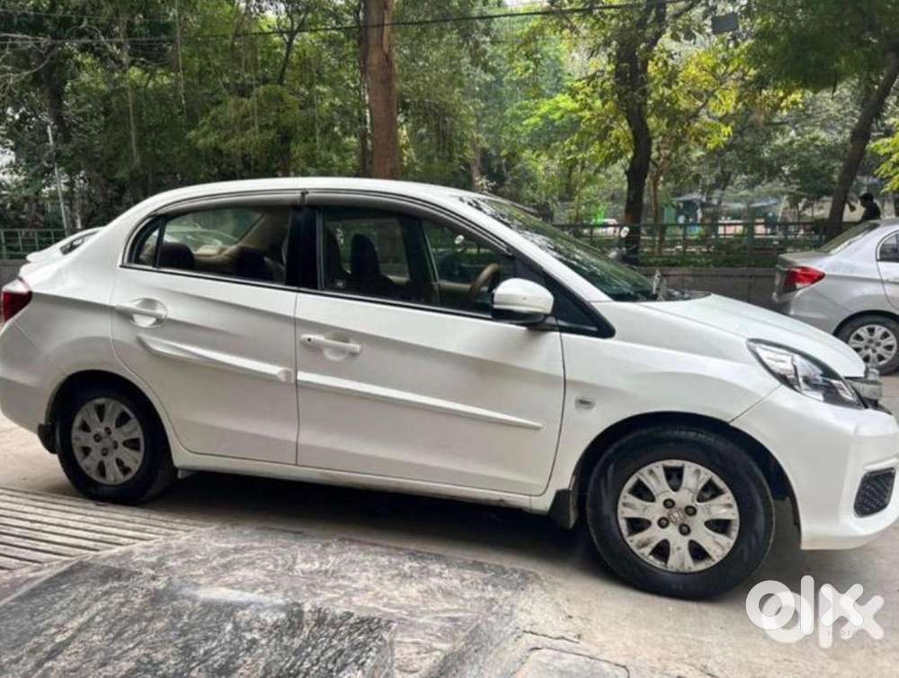 Honda Amaze 2017 Cng & Hybrids 93200 Km Driven