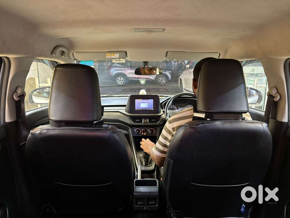 Maruti Suzuki Brezza 1.5 Vxi Smart Hybrid, 2023, Petrol