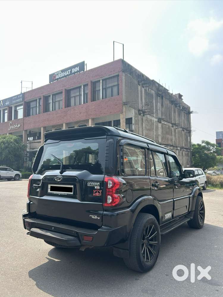 Mahindra Scorpio Classic 2.2 S 11 Mt 7 Str, 2022, Diesel