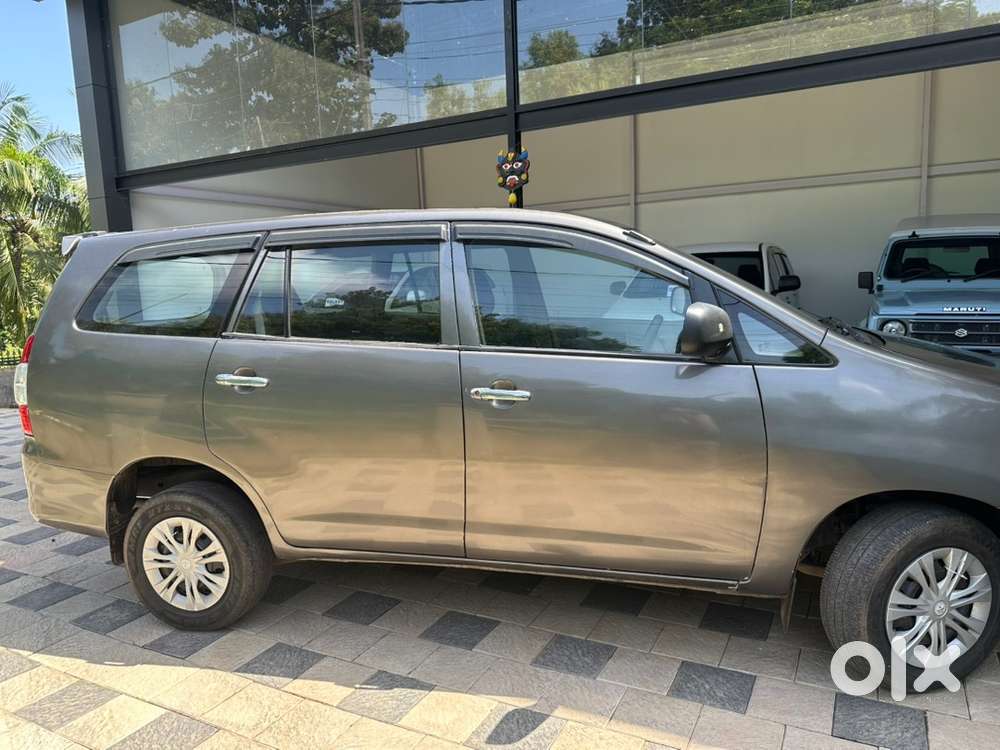 Toyota Innova 2010 Diesel Mint Condition