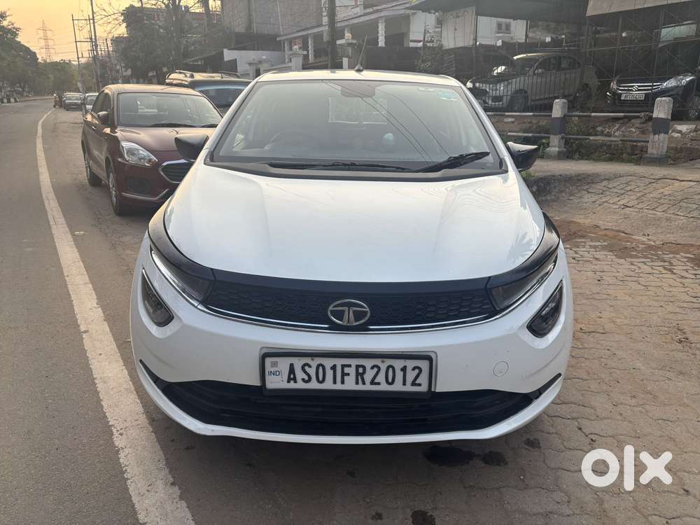 Tata Altroz Xz, 2023, Petrol