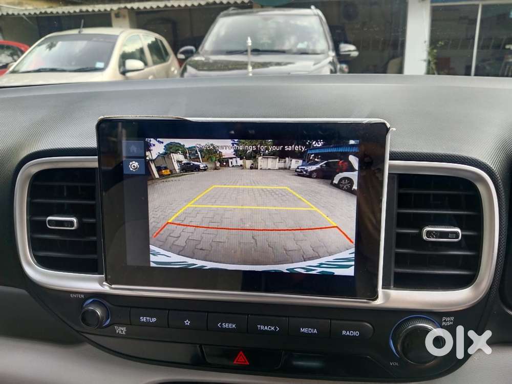 Hyundai Venue 1.0 S (o) Turbo Dct, 2024, Petrol