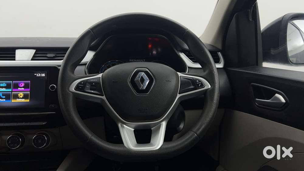 Renault Triber Rxz, 2022, Petrol