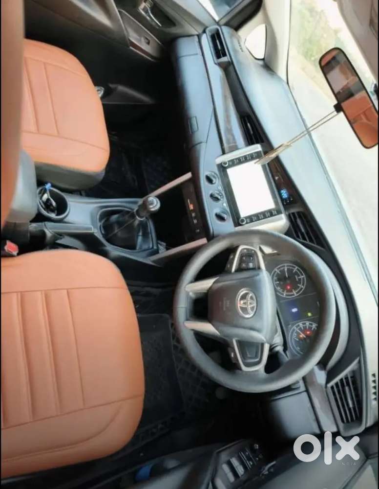Toyota Innova Crysta 2023
