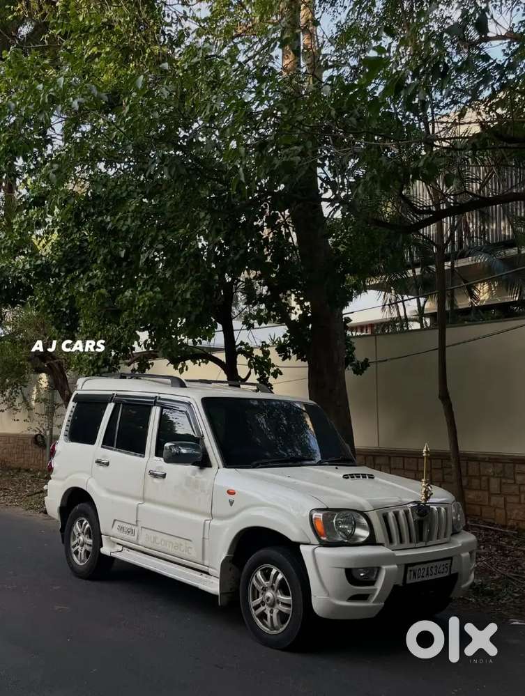 Mahindra Scorpio Classic 2011