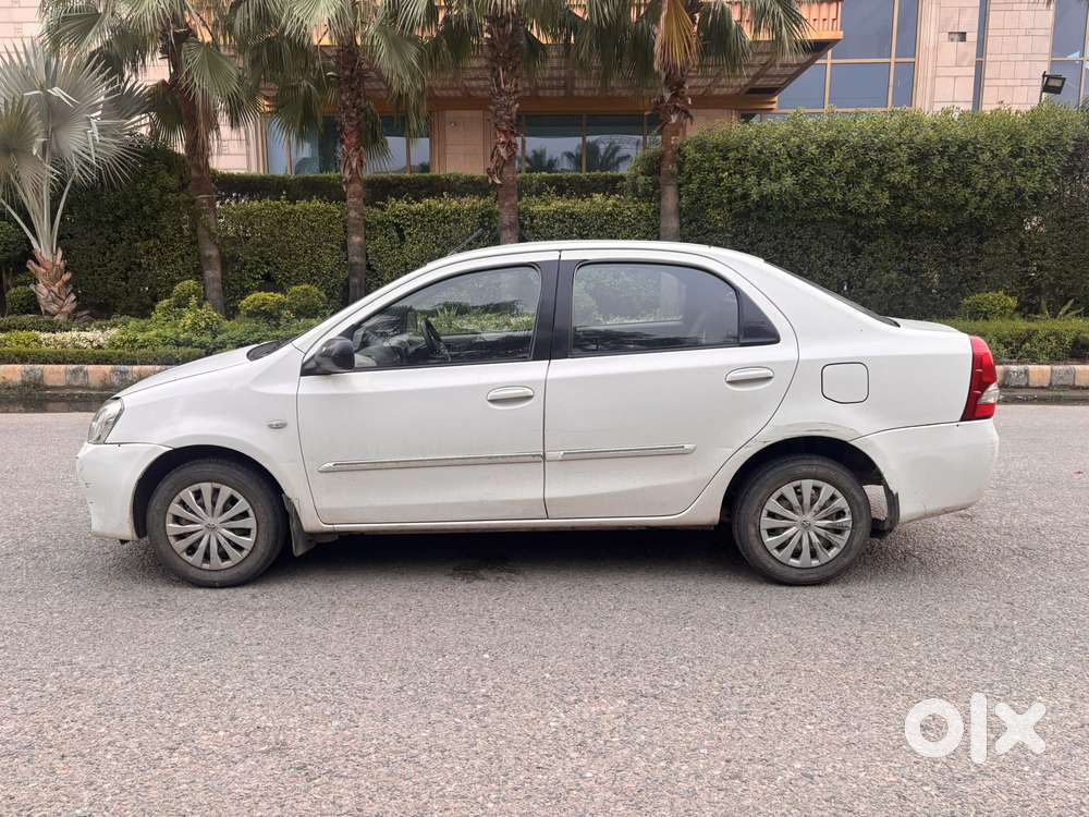 Toyota Etios 2010-2012 G, 2011, Petrol