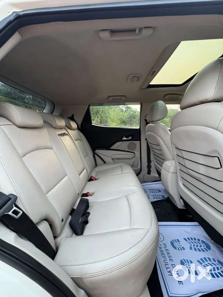 Mahindra Xuv300 W8 Option Diesel, 2022, Diesel