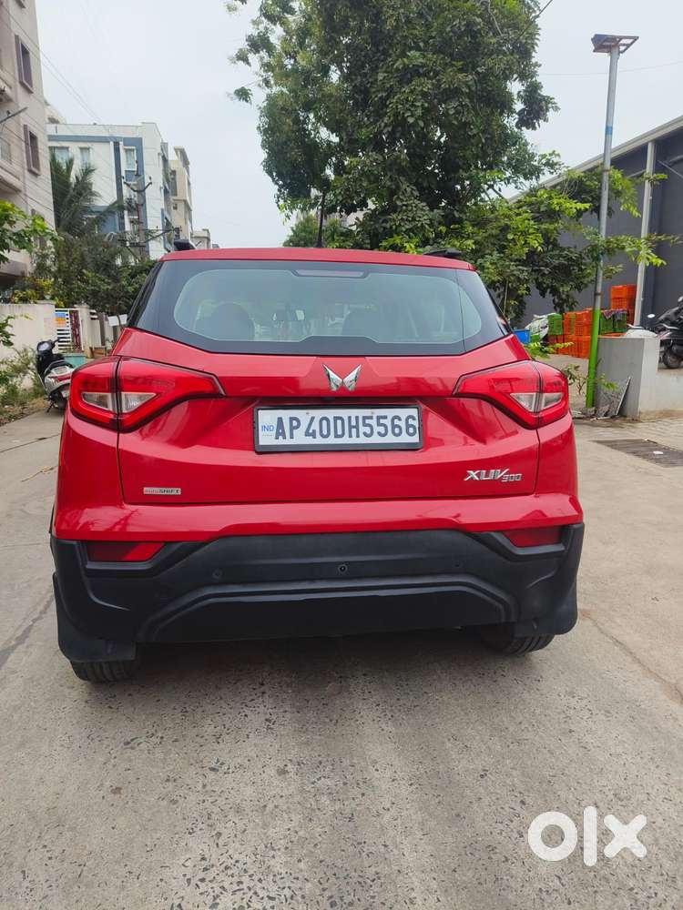 Mahindra Xuv300 W6 Amt Diesel, 2023, Diesel