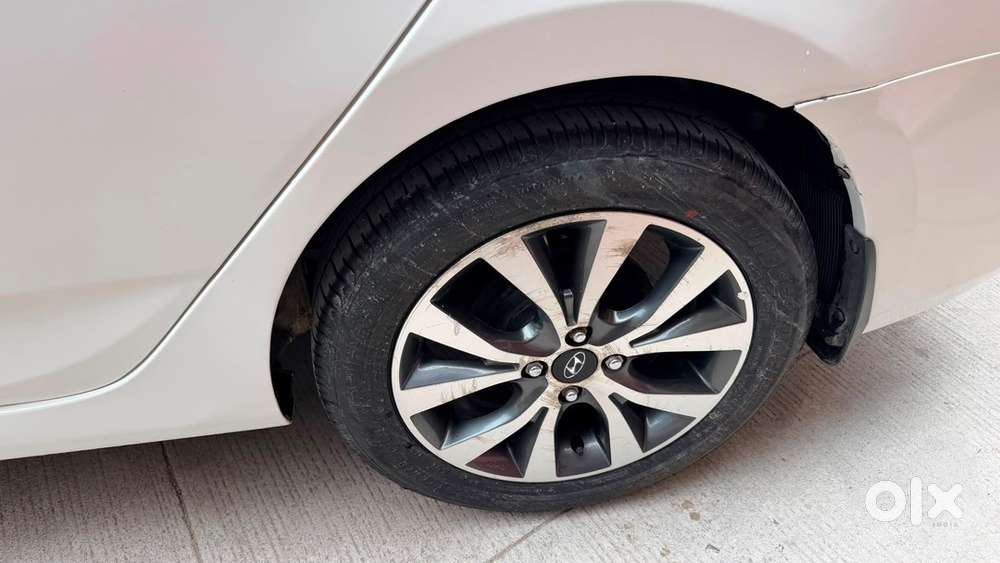 Hyundai Verna Petrol 2016