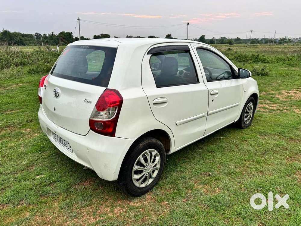 Toyota Etios Liva 2015 Diesel Well Maintained