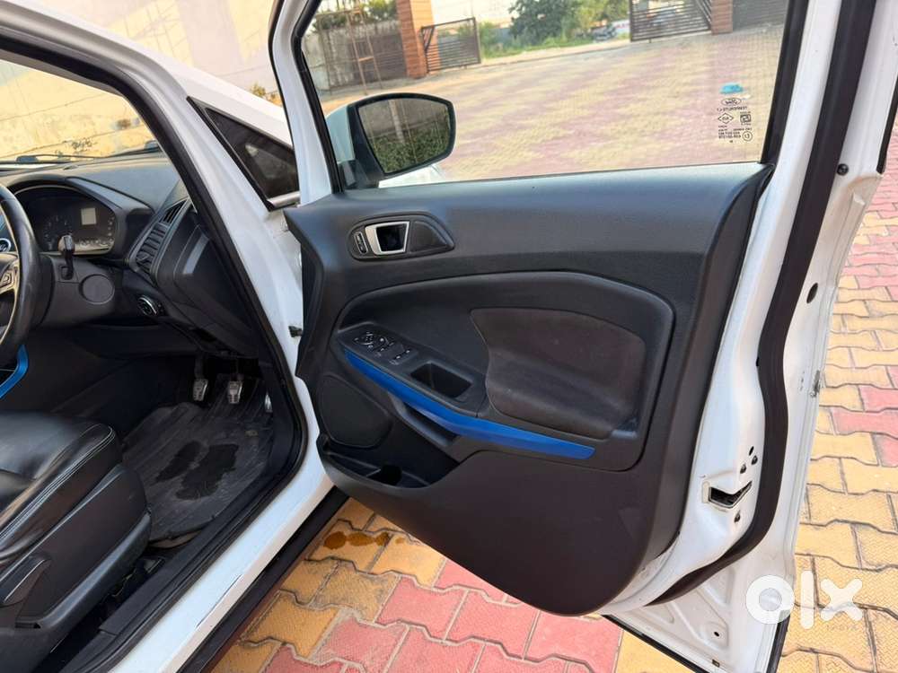 2018 Ford Ecosport Signature, Diesel Mt