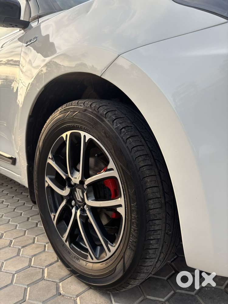 Maruti Suzuki Swift Dzire Zdi + Amt, 2018, Diesel
