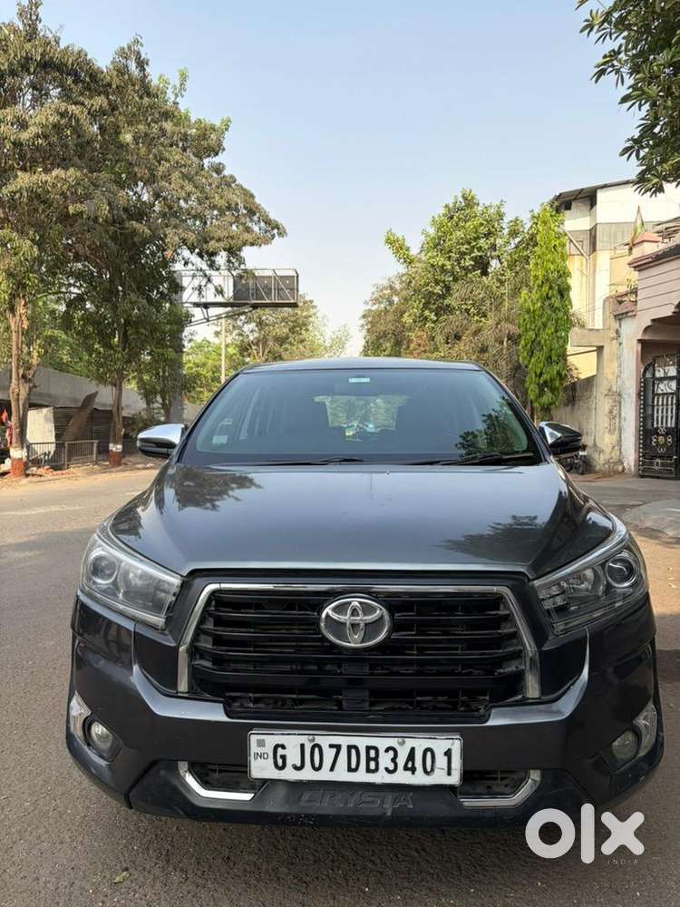 Toyota Innova Crysta 2018 Diesel Well Maintained