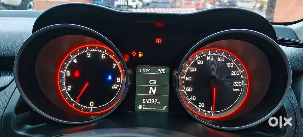 Maruti Suzuki Swift Amt Zxi, 2018, Petrol