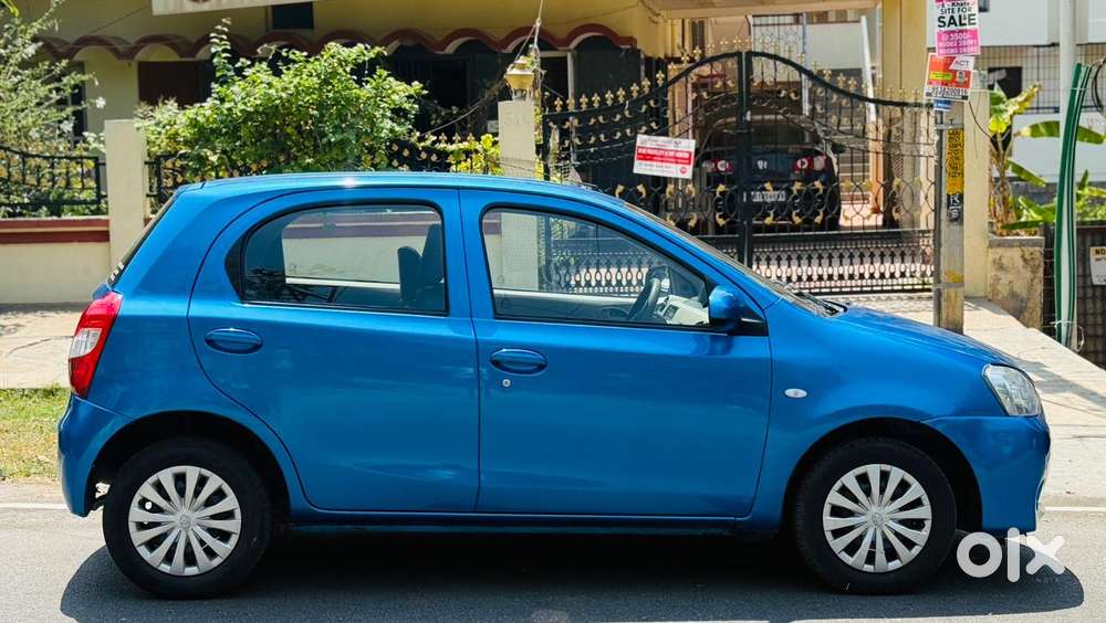 Toyota Etios Liva G, 2015, Petrol