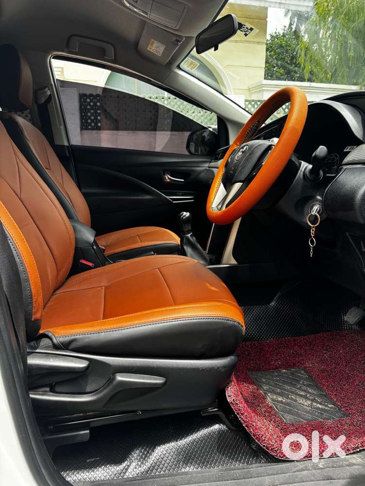 Toyota Innova Crysta 2.4 G Mt 8s, 2022, Diesel