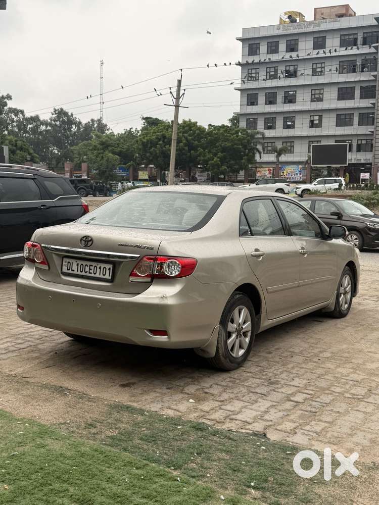 Toyota Corolla Altis, 2011, Petrol