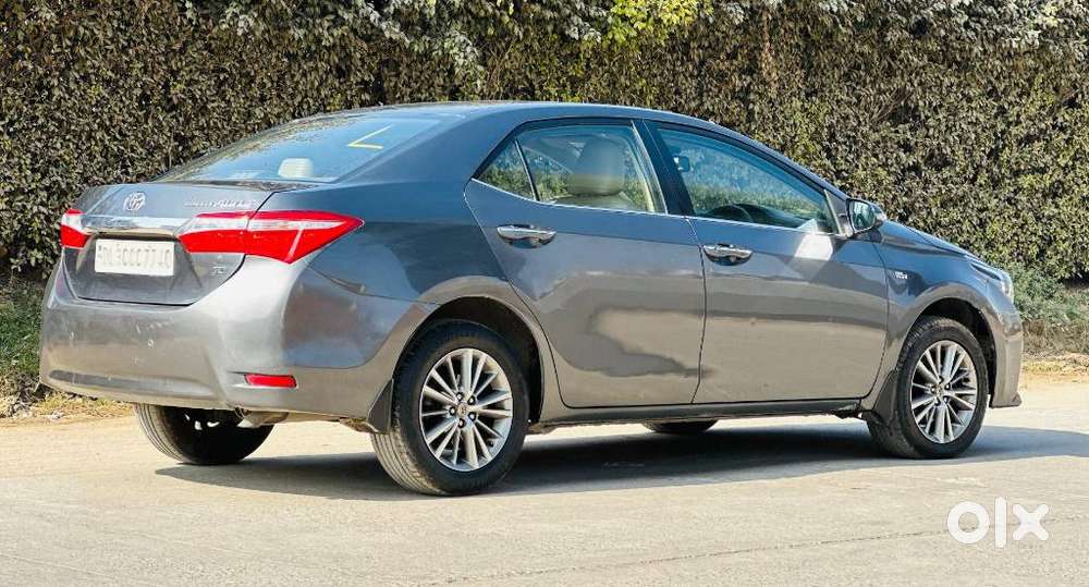 Toyota Corolla Altis 2013-2017 Vl At, 2015, Petrol