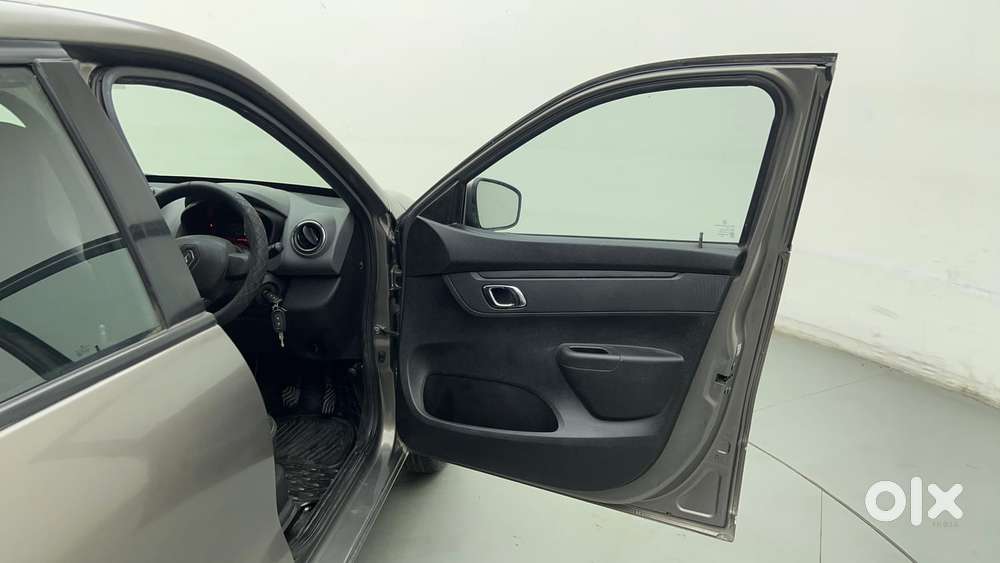 Renault Kwid 1.0 Rxt Sce Special (o), 2019, Petrol