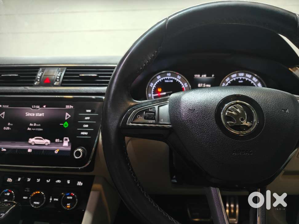 Skoda Superb 2.0 Tsi At L&k, 2020, Petrol