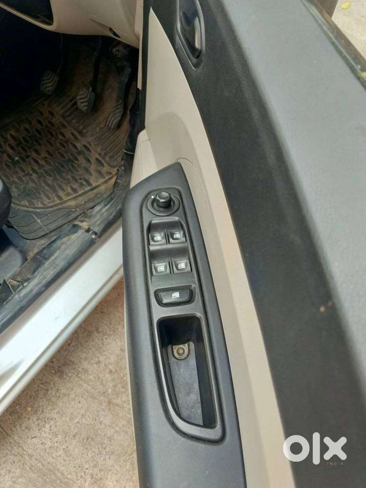 Renault Triber Rxz  Urban Night Limited Edition, 2022, Petrol