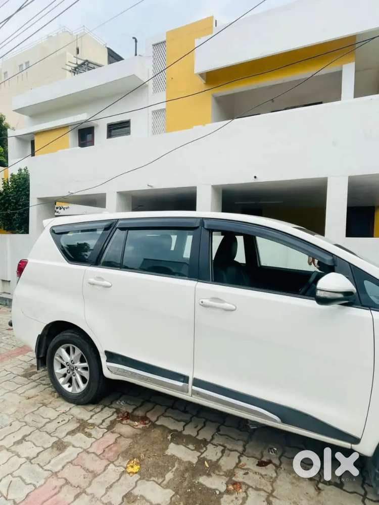 Toyota Innova Crysta Diesel 2016
