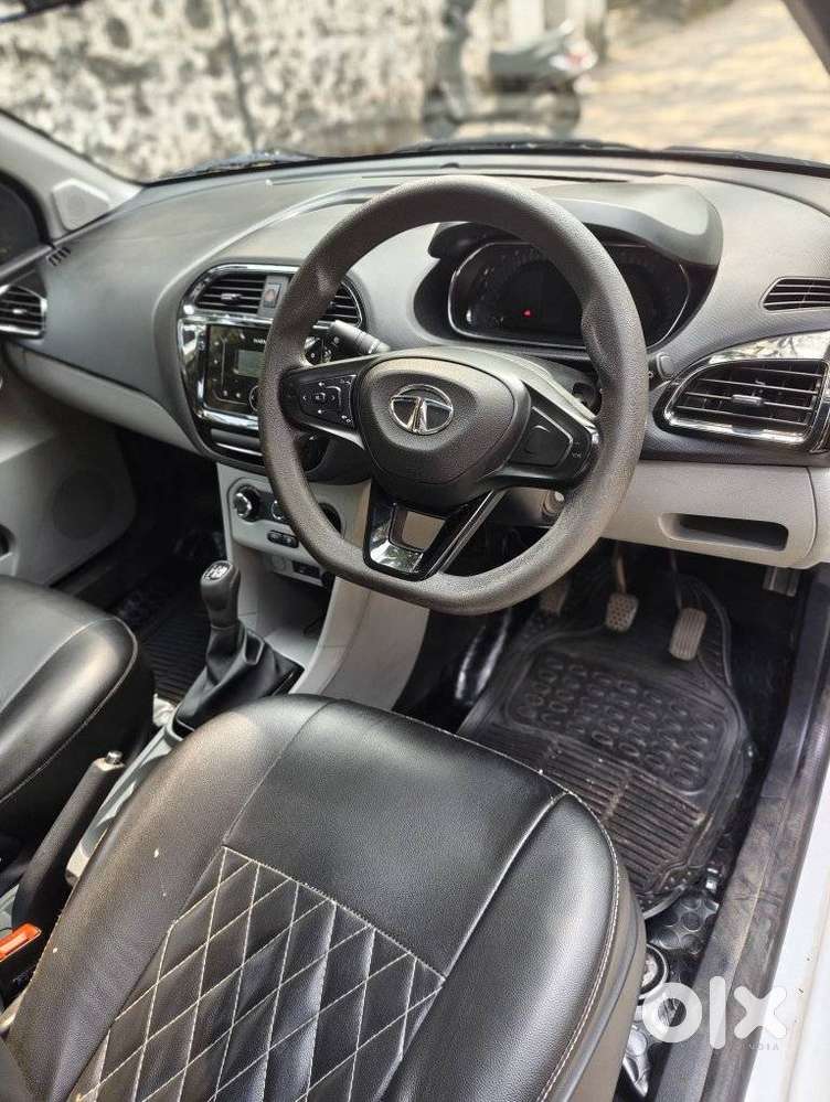 Tata Tiago 1.2 Revotron Xt, 2022, Petrol
