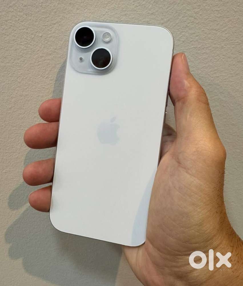 iPhone 15  128 gb variant available with bill&box