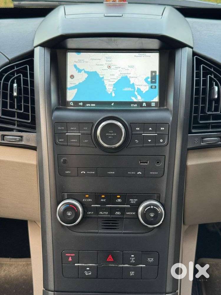 Mahindra Xuv500 2.2 W10 Sportz Edition Mt, 2017, Diesel