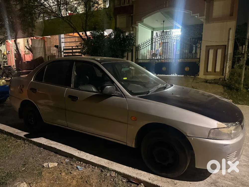 Mitsubishi Lancer 1.5 Glxi 2001