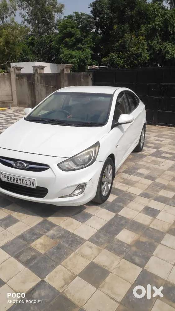 Hyundai Verna Crdi 2012