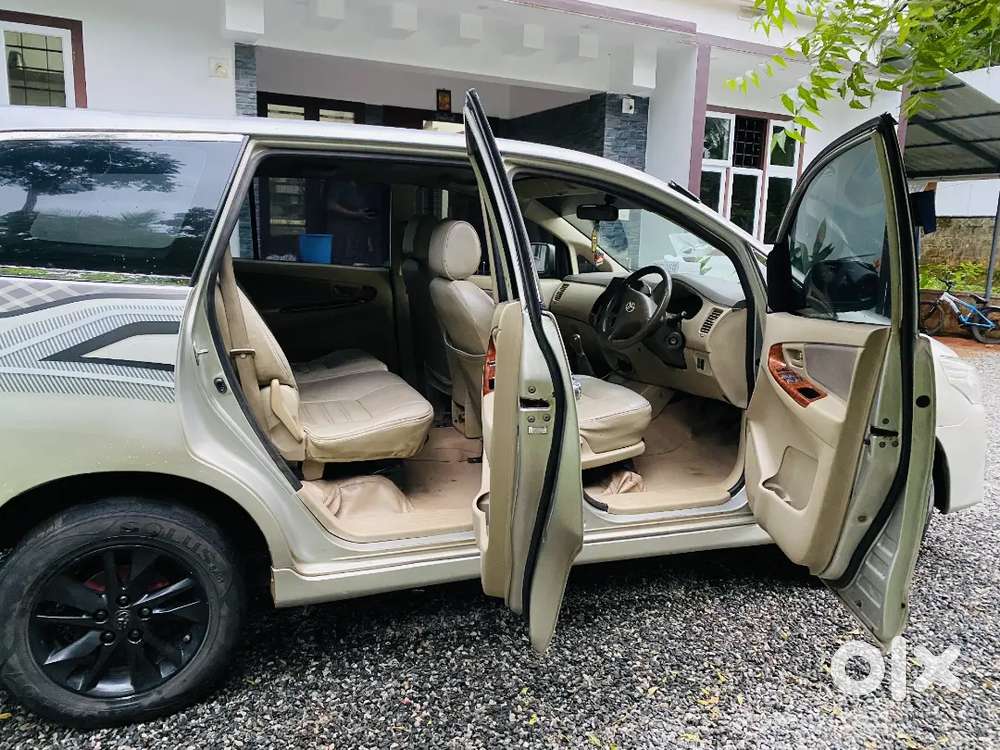 Toyota Innova 2008